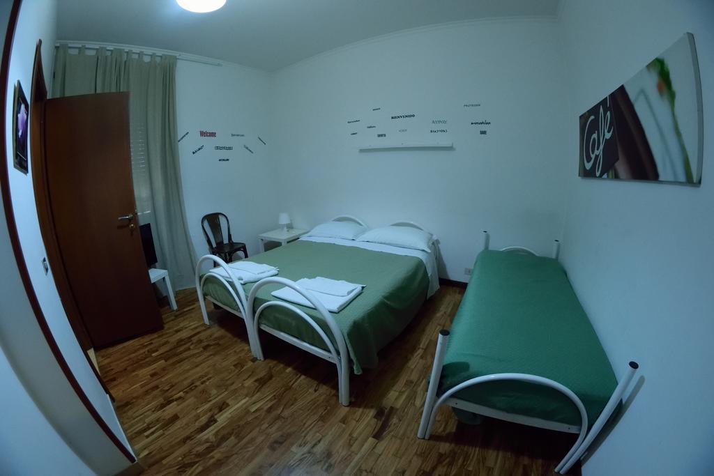 Hotel Fidene ローマ エクステリア 写真